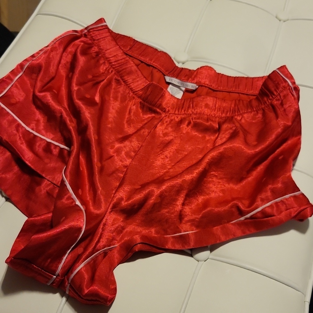 Victoria secret super soft silk sexy red bottoms sleepwear Valentines day ♥️ - Picture 1 of 3